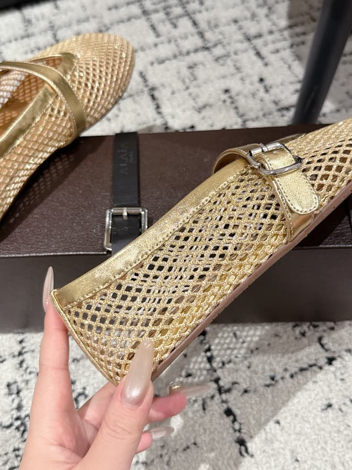 Alaïa Flat Mesh Ballet Flats – 25SS in Golden Beige Mesh