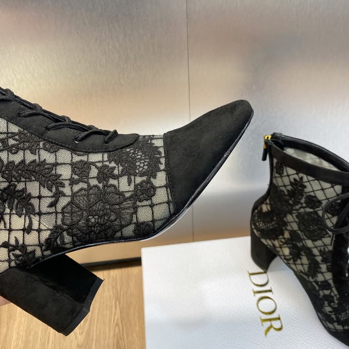 Dior Naughtily-D Boots – 2023 Spring/Summer Runway Collection