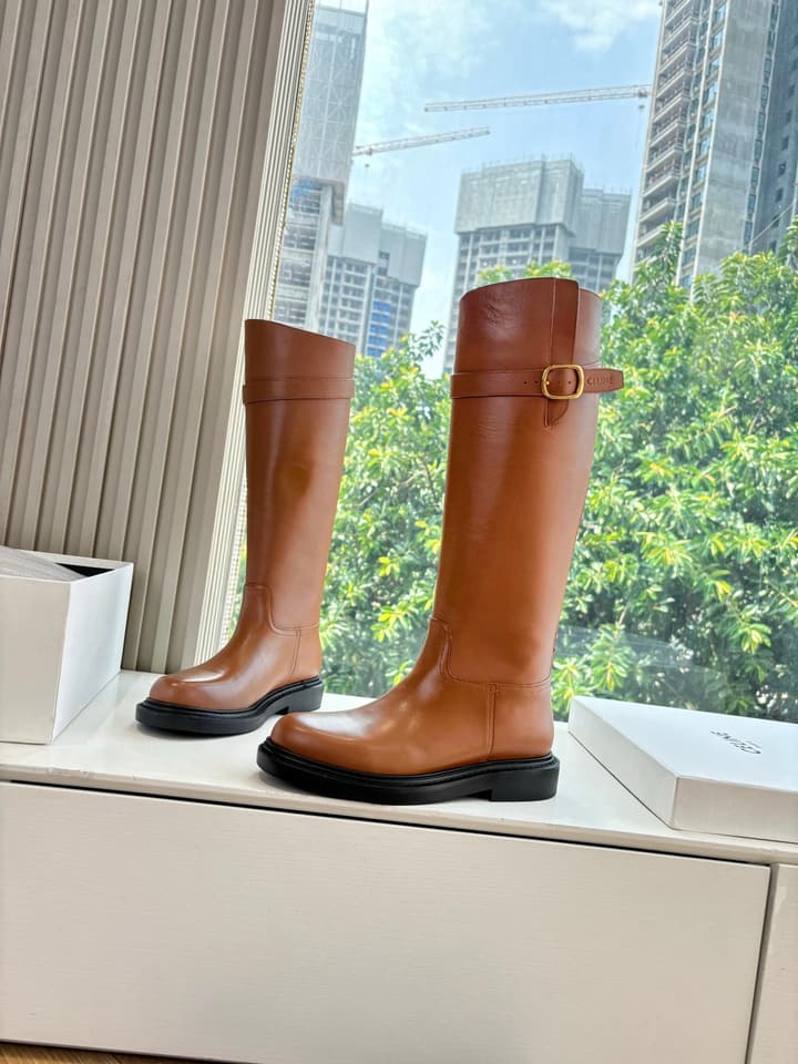 Celine Triomphe Leather Knight Boots – 2025 Autumn/Winter Collection in Black