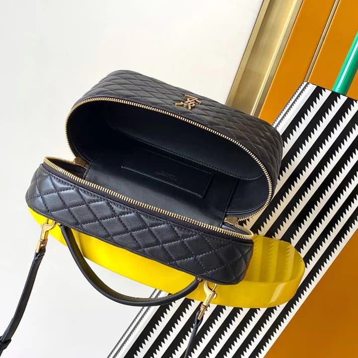 Saint Laurent LE CASSANDRE Quilted Lambskin Clutch Bag in Black