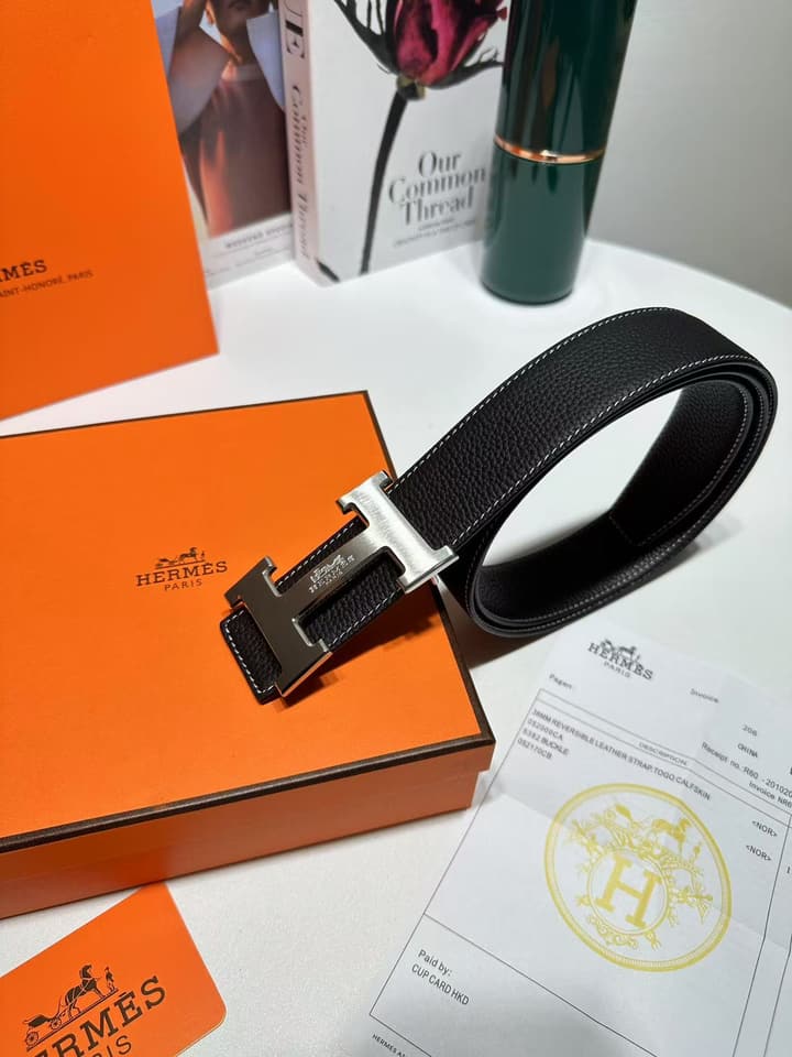 Hermès Men's Top-Layer Cowhide Pin Buckle Belt in Black With Silver Buckle