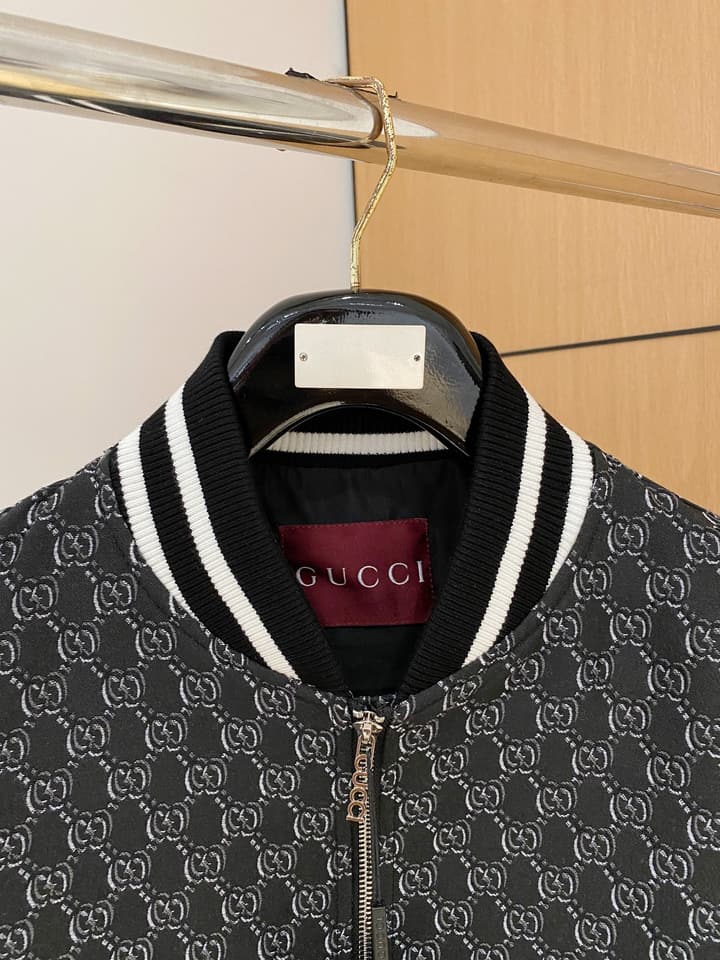 Gucci Men's Casual Jacket – 2025 Spring/Summer Collection in Charcoal Monogram Bomber