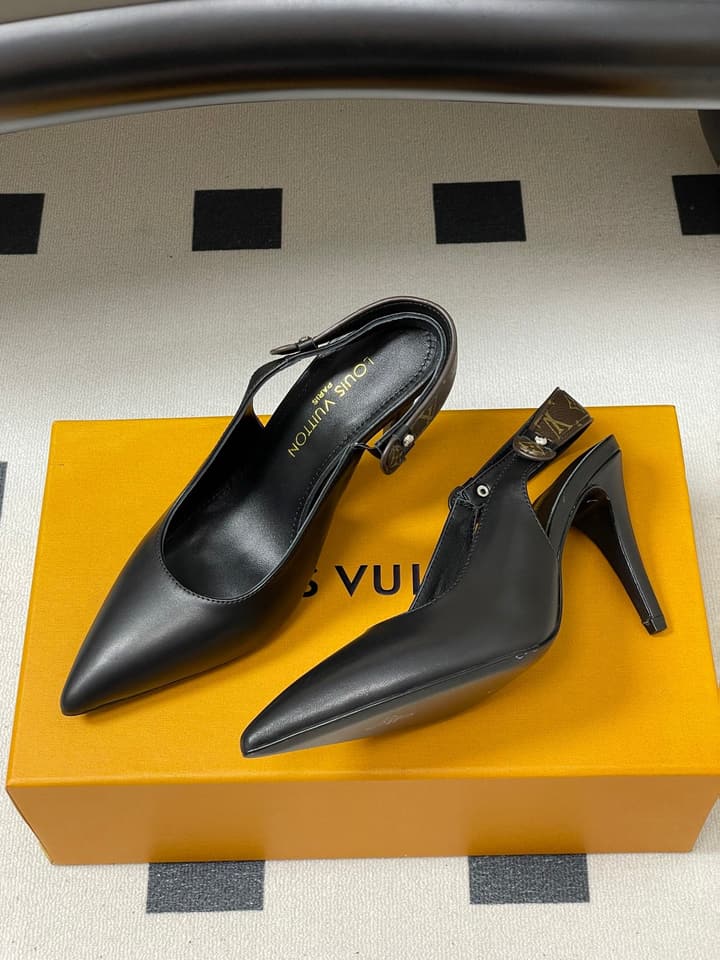 Louis Vuitton Legacy Slingback Pumps – 25SS in Light Grey Patent