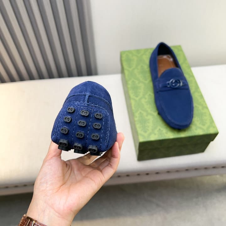 Gucci Premium Leather Loafers in Black Embossed Leather
