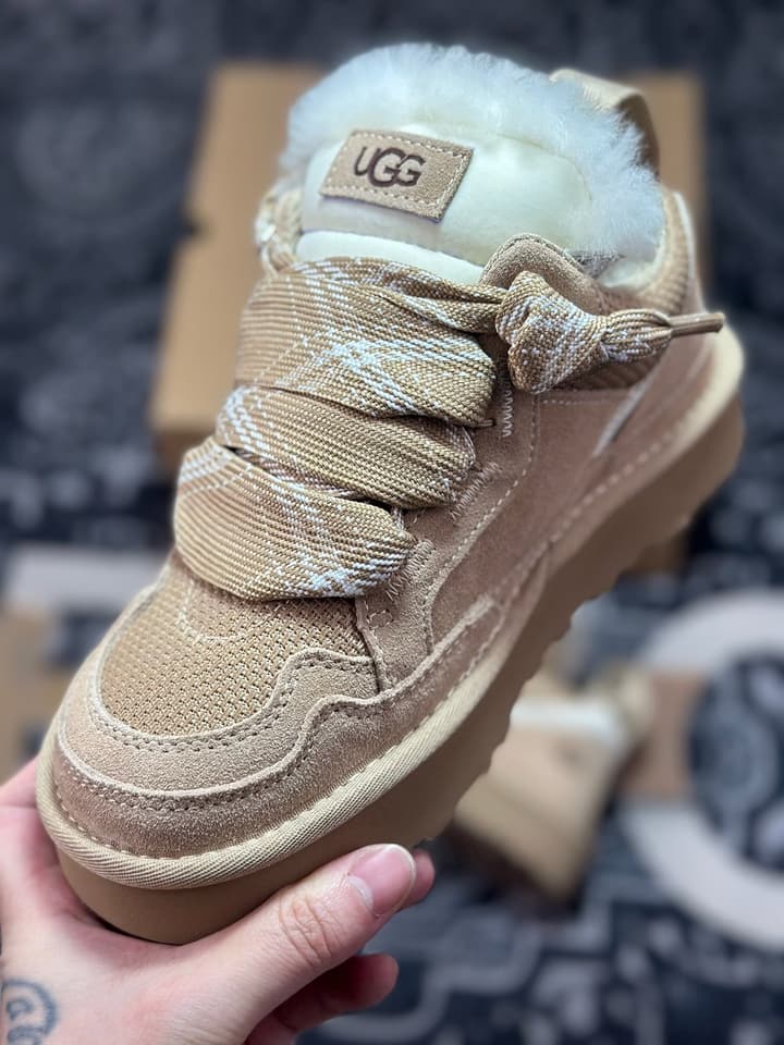 UGG Lowmel Sheepskin Snow Boots in Triple Black Suede