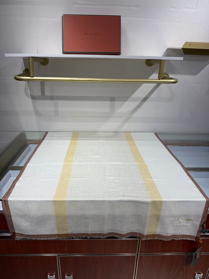 Loro Piana Cashmere Scarf – 2025 Collection