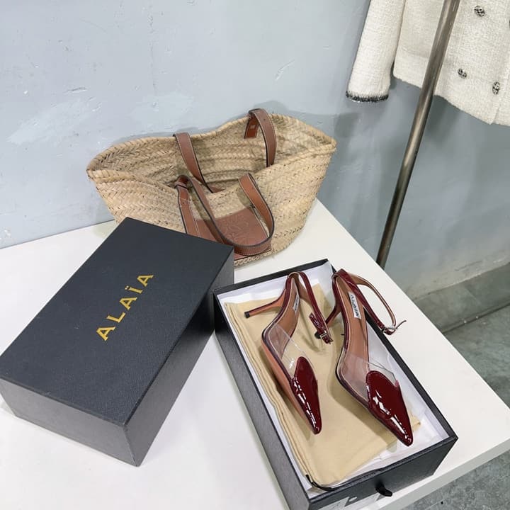 Alaïa Heart PVC Pointed Toe Slingback Mules – Spring/Summer Collection – 25SS in Black Patent Toe