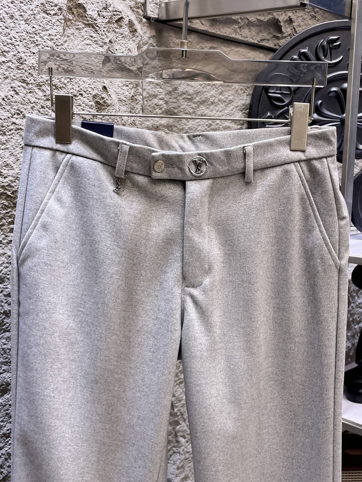 Louis Vuitton Wool Blend Dress Trousers – Autumn/Winter Collection in Black