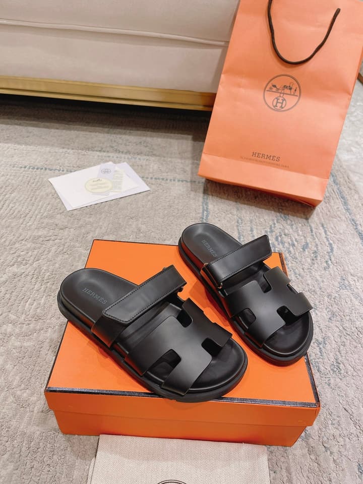 Hermès Chypre Slides – 2023SS Collection in Black And White