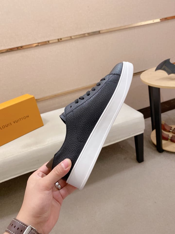 Louis Vuitton New Style Leather Loafers