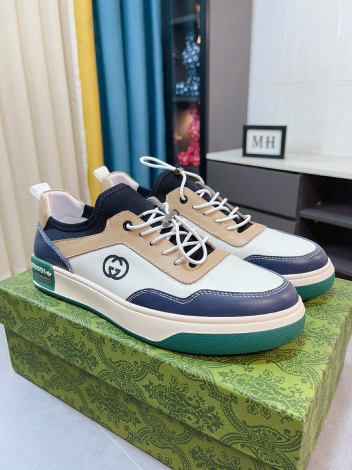 Gucci New Season Casual Fashion Sneakers in Black With Web Stripe