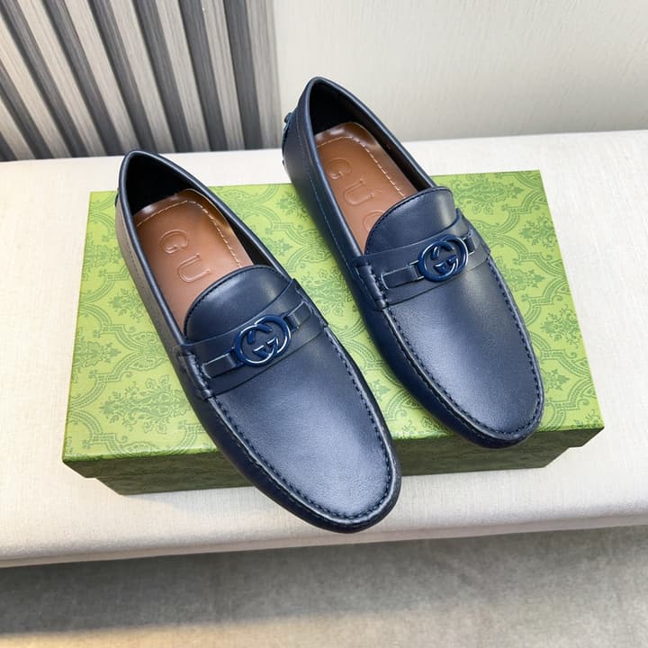 Gucci Premium Leather Loafers in Black Embossed Leather