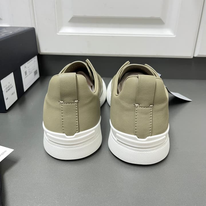 Zegna SECONDSKIN Triple Stitch™ Sneakers in Navy Blue