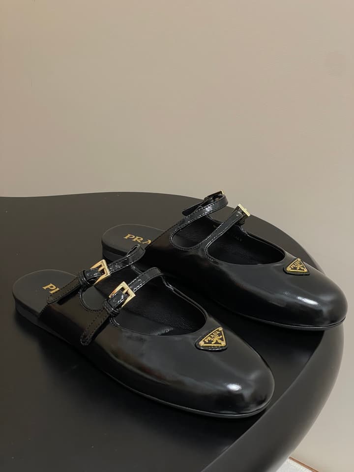 Prada Wrinkled Patent Ballet Flats – 25SS in Leopard Print