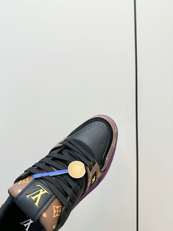 Louis Vuitton LV Trainer Sneakers