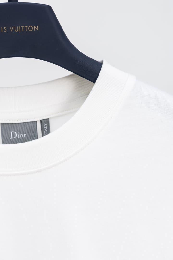 Dior Daisy Embroidered T-Shirt – 2026 Summer Collection