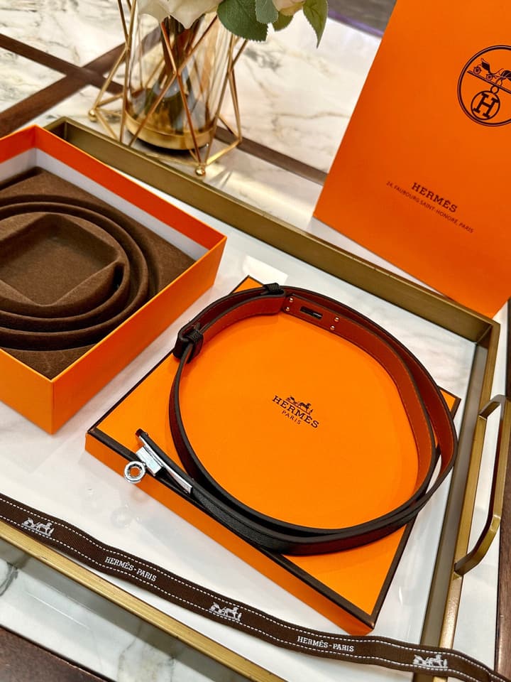 Hermès Slim Leather Belt – 2.0cm in Black With Silver Buckle