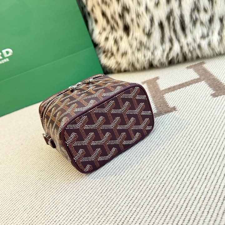 Goyard Muse Vanity Ultra Mini Cosmetic Bag in Blue