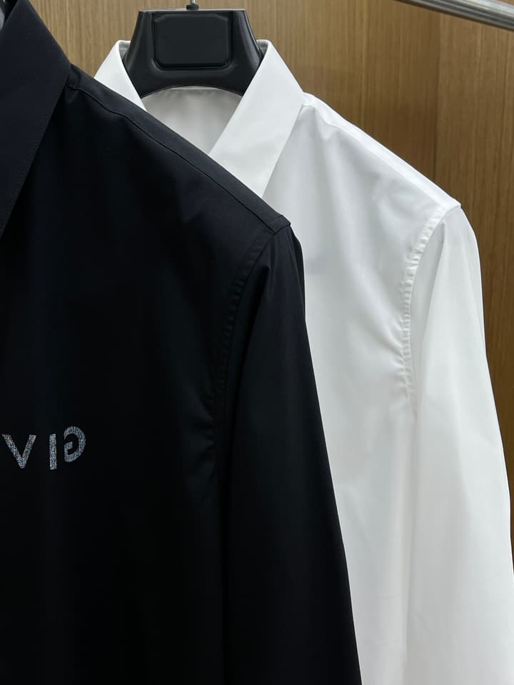 Givenchy Oversized Cotton Long Sleeve Shirt – Spring/Summer Collection