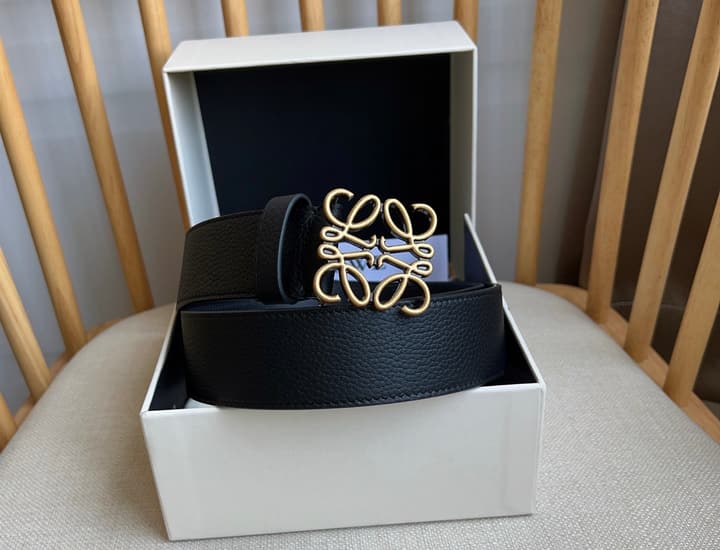 Loewe Narrow Leather Belt with Anagram Padlock Buckle in Black Leather With Silver Buckle