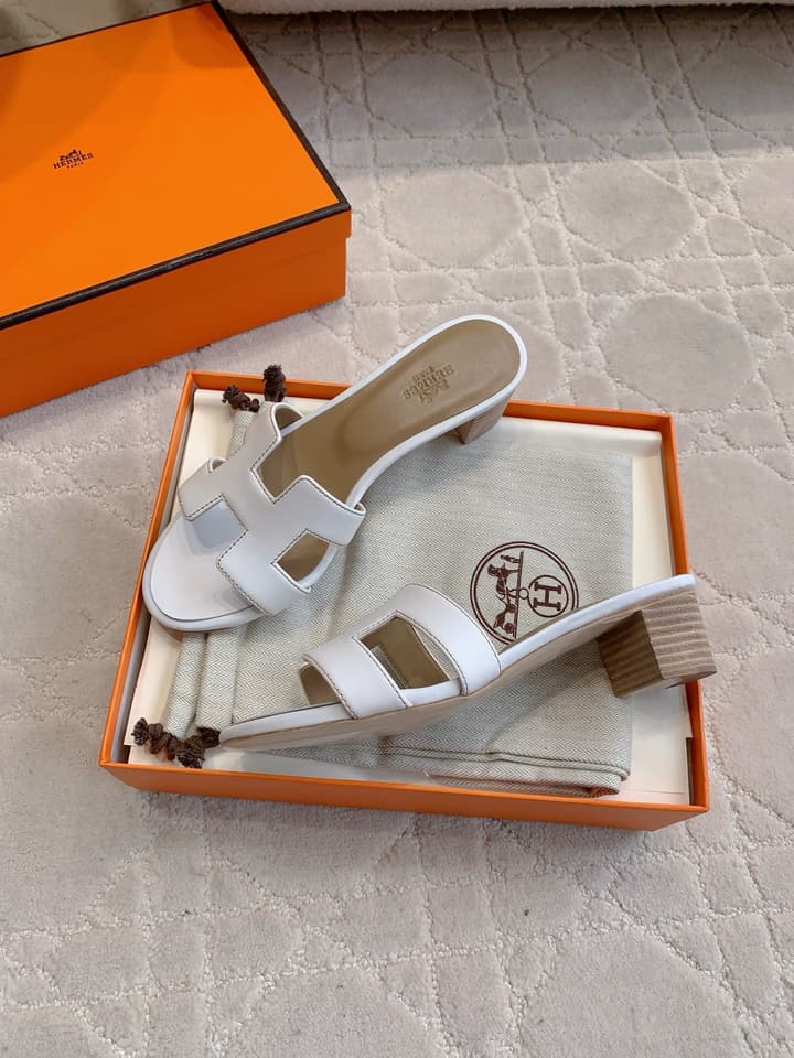 Hermès H-Heeled Sandals in Tan