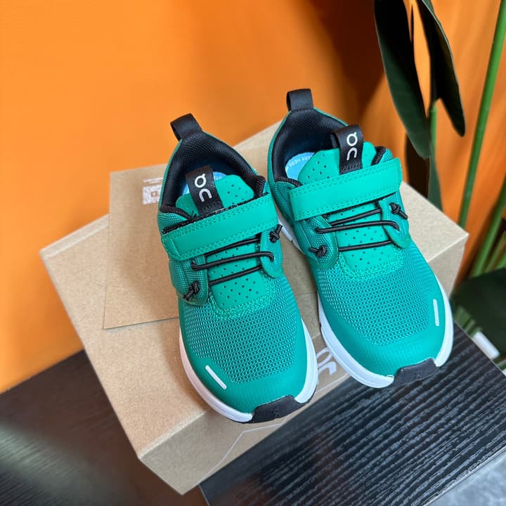 On Kids Running Sneakers – Kids Collection in Black