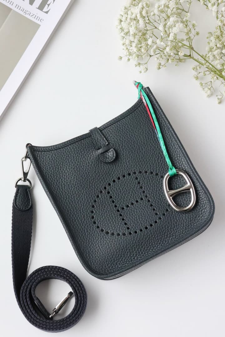 Hermès Evelyne YF16 TC Ice Blue Handbag