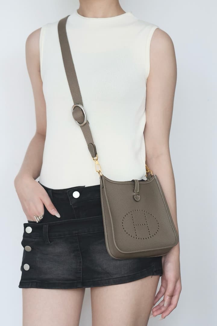 Hermès YF16 Shoulder Bag – Elephant Grey in Elephant Grey With Gold Hardware