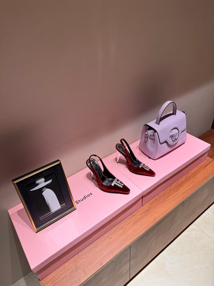 TOM FORD Padlock Velvet Crystal Heeled Sandals – Spring/Summer Collection – 24SS in Black Patent