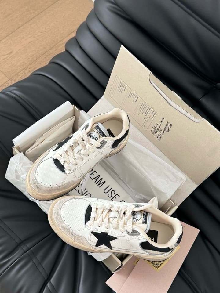 Golden Goose Graffiti Sneakers – 2024 Collection in Cream With Black Star