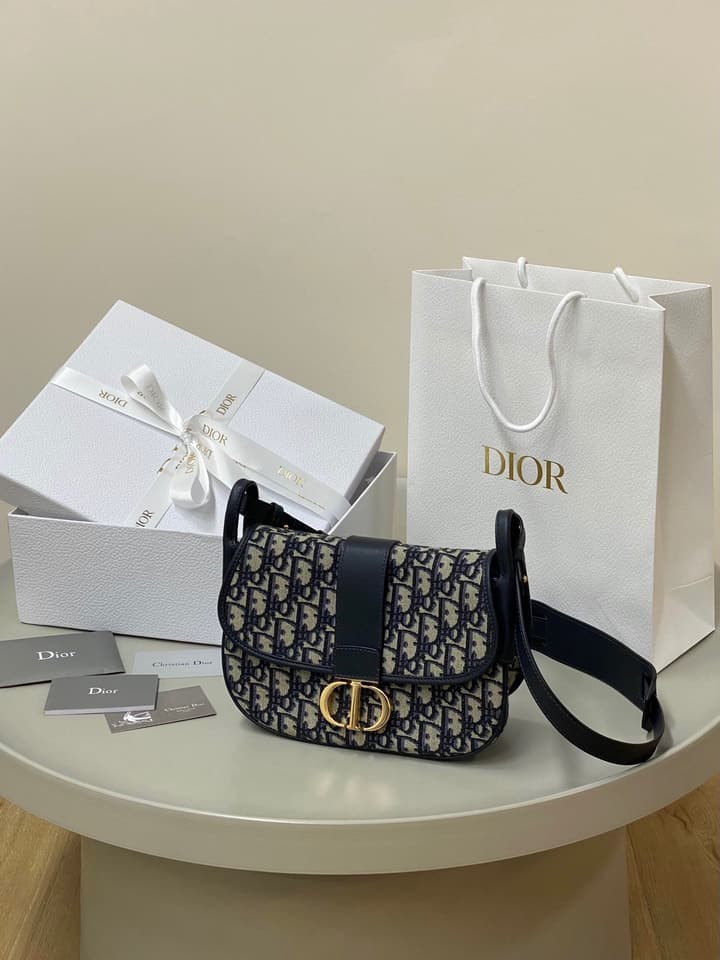 Dior Montaigne 30 Oblique Shoulder Bag in Navy Oblique Monogram