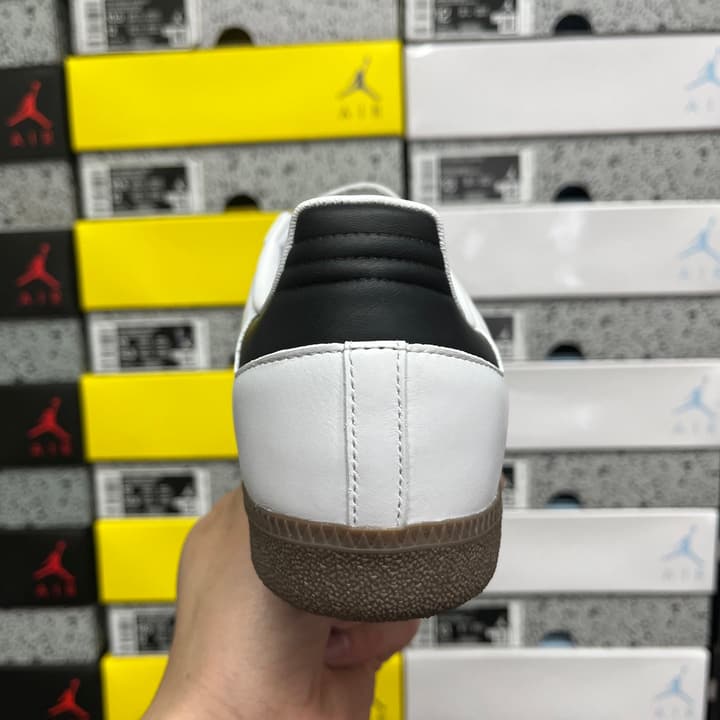 Adidas Samba OG Leather Sneakers
