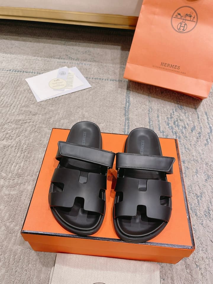 Hermès Chypre Slides – 2023SS Collection in Black And White