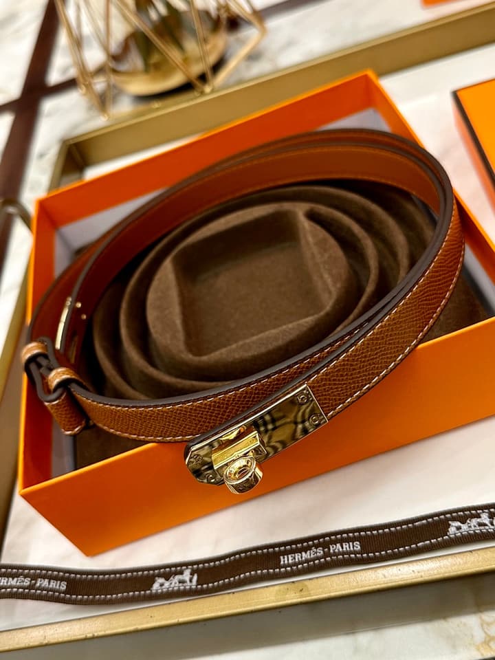 Hermès Slim Leather Belt – 2.0cm in Black With Silver Buckle