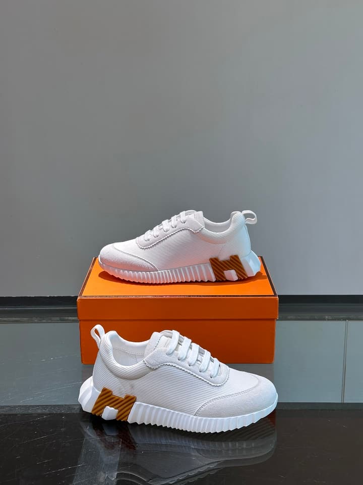 Hermès Bouncing Unisex Sneakers in Black