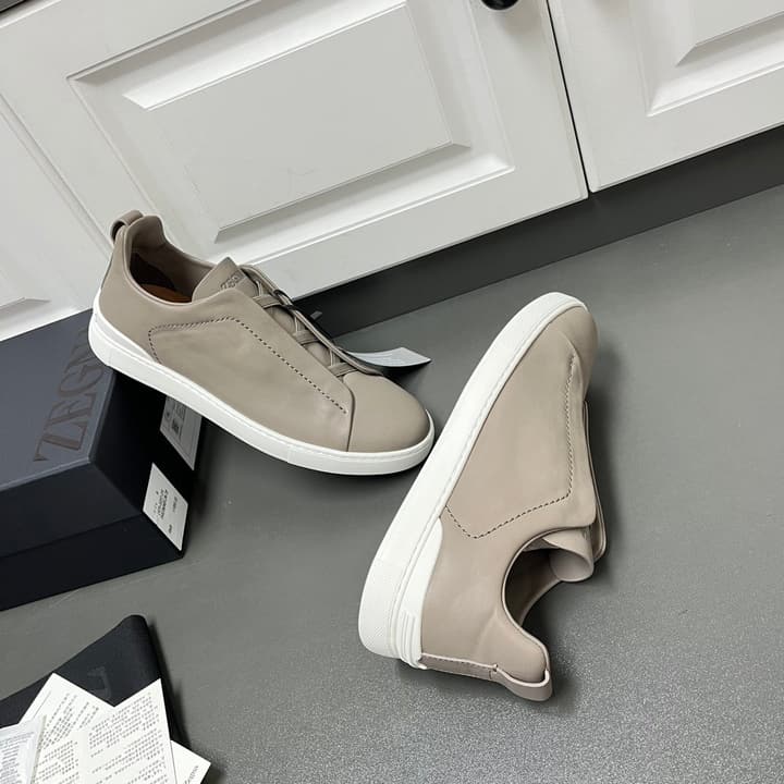 Zegna SECONDSKIN Triple Stitch™ Sneakers in Navy Blue