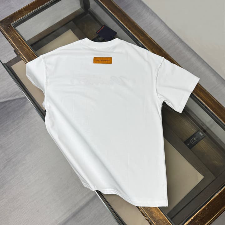 Louis Vuitton Embroidered Logo Oversized T-Shirt – Summer Collection – 26SS in Apricot Colorful LV Lovers
