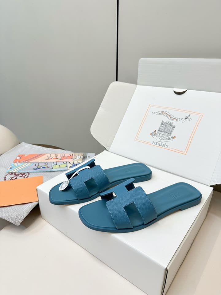 Hermès Palm Grain H-Slides in Bright Green