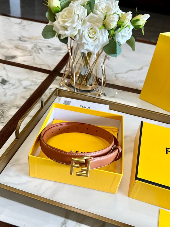 Fendi Tan Leather Belt with Gold Buckle in Tan Leather With Gold Buckle