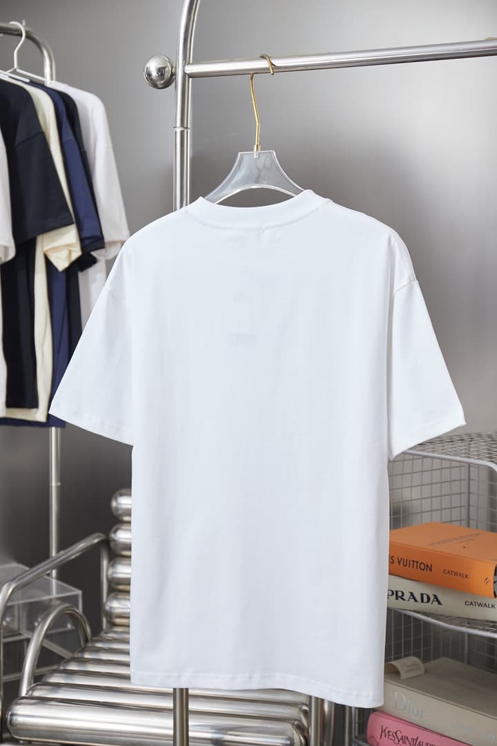 Dior Embroidered Logo Print T-Shirt – 25SS Early Spring Collection in Black