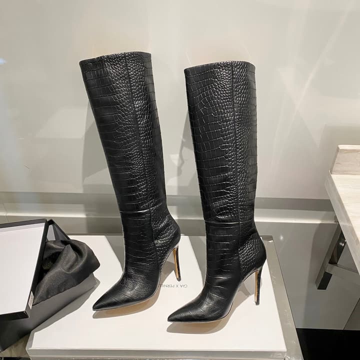 Paris Texas Crocodile Embossed Knee-High Boots – 2022 FW in Black Croc Embossed