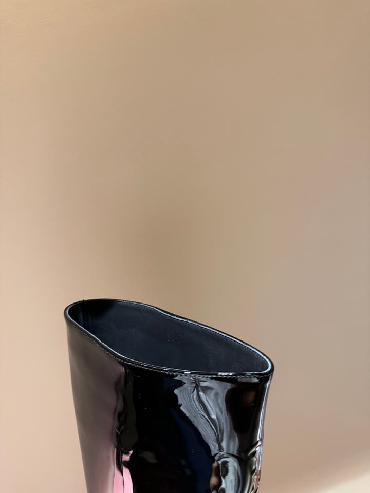 Celine Retro Chunky Heel Knee-High Boots – 24SS Autumn/Winter Collection in Lustrous Black