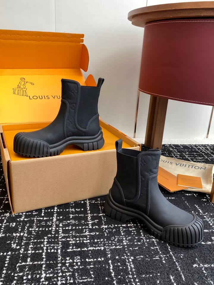 Louis Vuitton Runway Slip-On Ankle Boots – New Collection in Beige