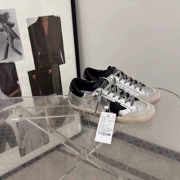Golden Goose Superstar Sneakers – 2024 New Collection in Silver Checkered With Black Star
