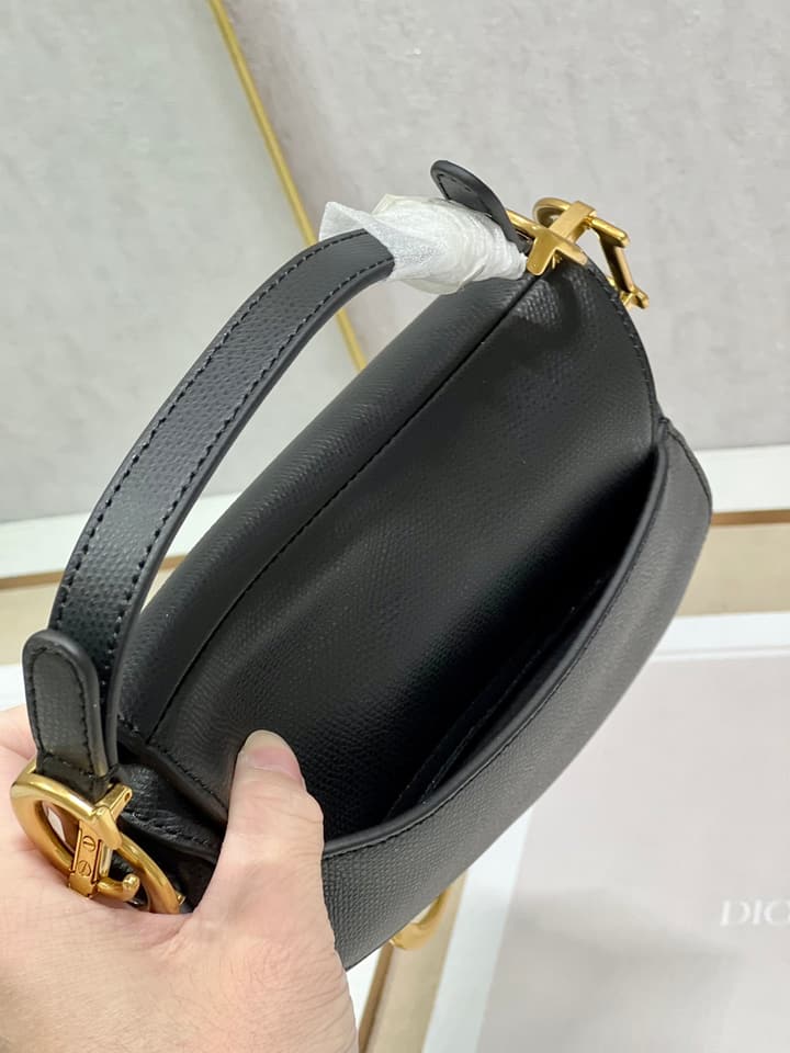 Dior Saddle Shoulder Bag in Black