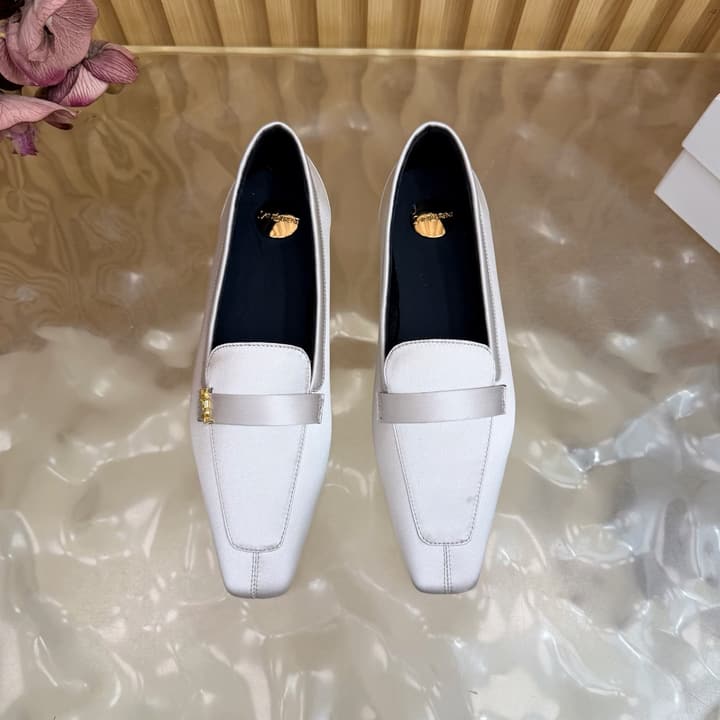 Saint Laurent Silk Chain Mules – Spring/Summer Collection – 26S in Beige