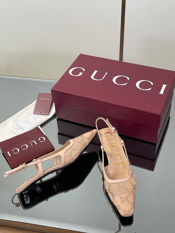 Gucci Cosmogonie GG Crystal Slingback Sandals – 2025 Early Autumn Collection in Black Crystal Gg