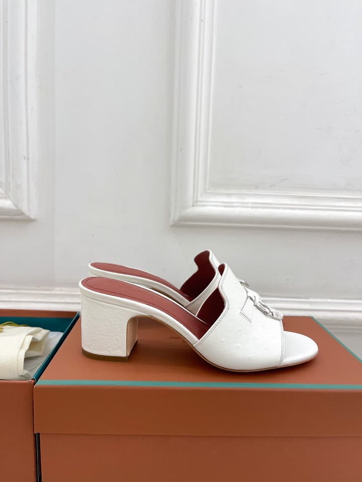 Loro Piana Summer Charms Ostrich Mules – 2025 Spring/Summer Collection in Black