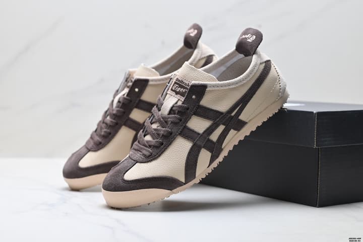 Onitsuka Tiger NIPPON MADE Mexico 66 Deluxe Sneakers in Beige And Dark Brown