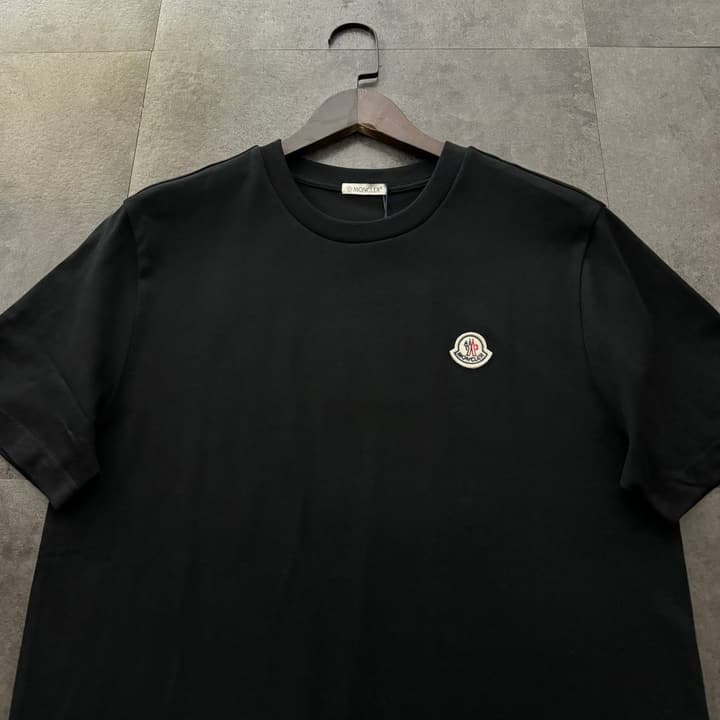 Moncler Small Logo Crewneck T-Shirt – 2026SS in Classic Black